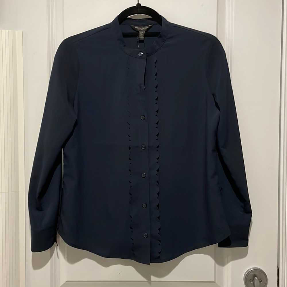 Banana Republic Factory blouse